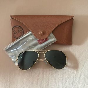 RayBan aviator POLARIZED perfect condition!!